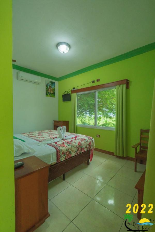Sun Breeze Hotel เอล เรมาเต ภายนอก รูปภาพ
